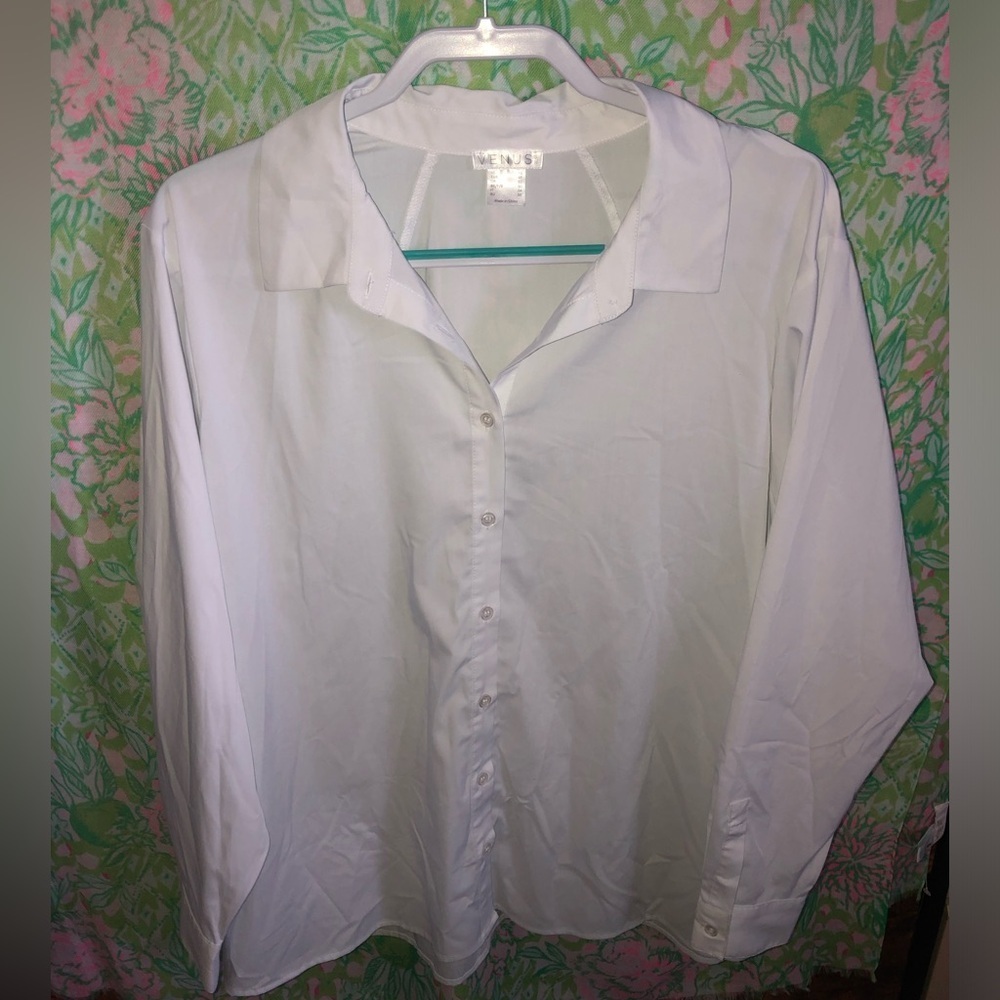 VENUS Crisp White Collared Button-Down Shirt size 16 NWOT